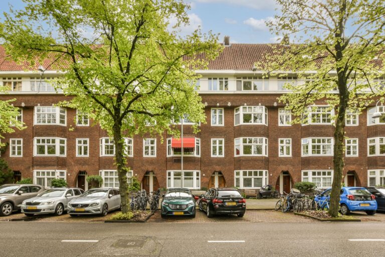 Wonen aan het Olympiaplein Amsterdam-Zuid – karaktervolle buurt met groen en klassieke architectuur