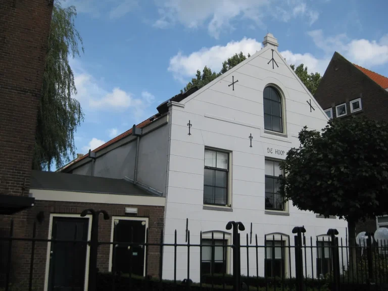 De Hoop kerk aan de Hartveldseweg in Diemen